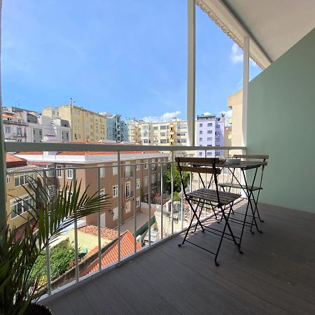 Green Heart Hostel Lisbon Exterior photo