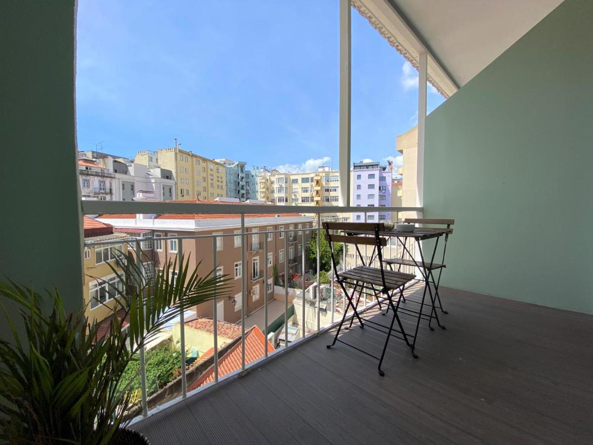 Green Heart Hostel Lisbon Exterior photo